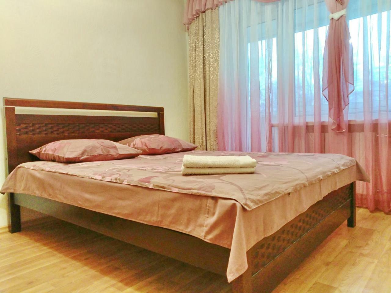 1-Комнатная Квартира С Кухней Люкс На Пр. А. Поля, 62 دنيبروبيتروفسك المظهر الخارجي الصورة