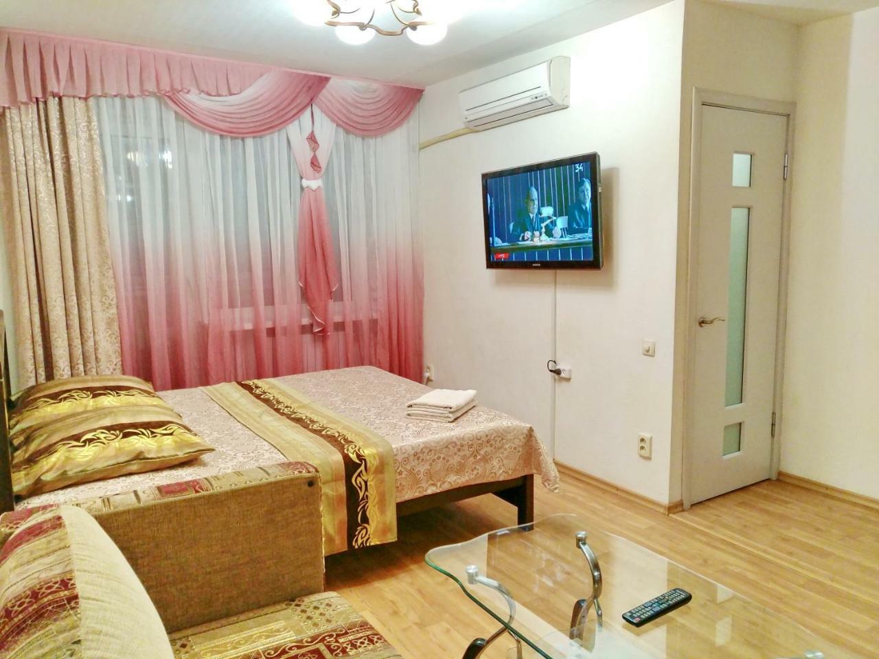 1-Комнатная Квартира С Кухней Люкс На Пр. А. Поля, 62 دنيبروبيتروفسك المظهر الخارجي الصورة