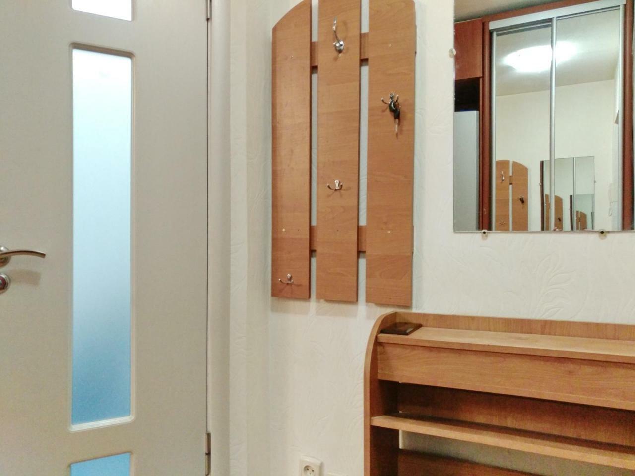 1-Комнатная Квартира С Кухней Люкс На Пр. А. Поля, 62 دنيبروبيتروفسك المظهر الخارجي الصورة