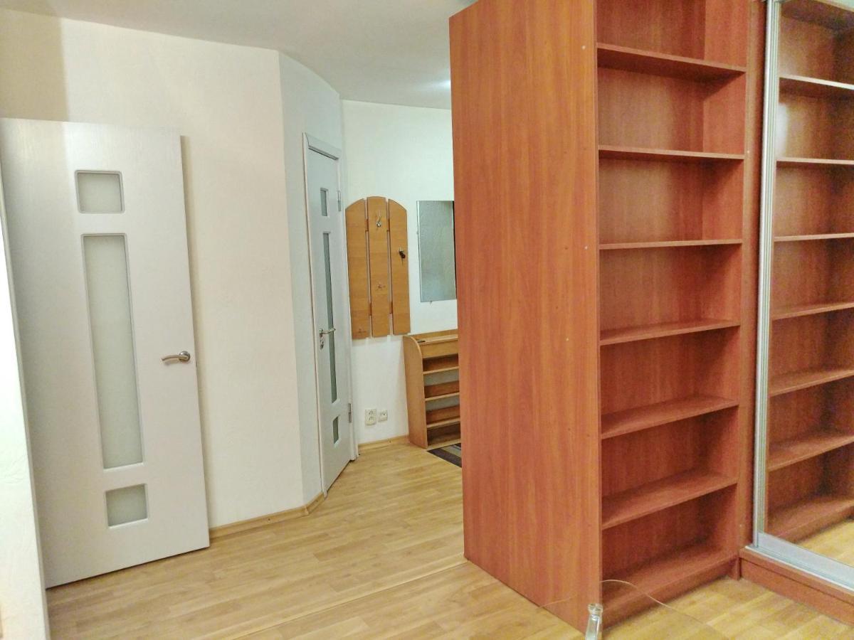 1-Комнатная Квартира С Кухней Люкс На Пр. А. Поля, 62 دنيبروبيتروفسك المظهر الخارجي الصورة